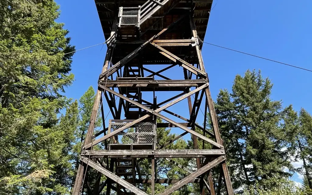 Mission Lookout, a Forest Service cabin rental