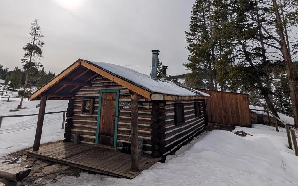 Wapiti Cabin, a Forest Service cabin rental