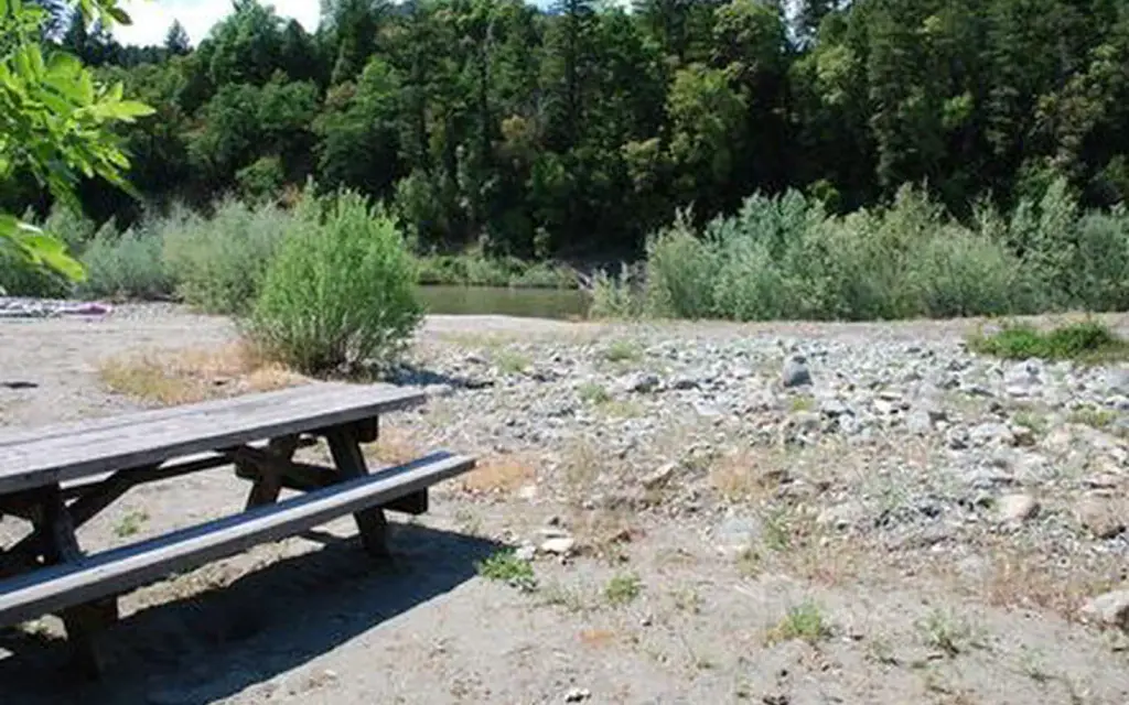 Curly Jack Campground, a Forest Service campground
