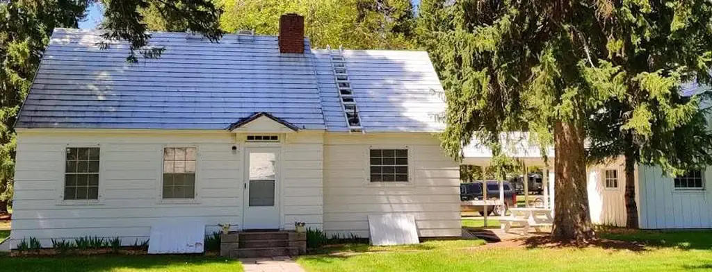 Savenac West Cottage, a Forest Service cabin rental