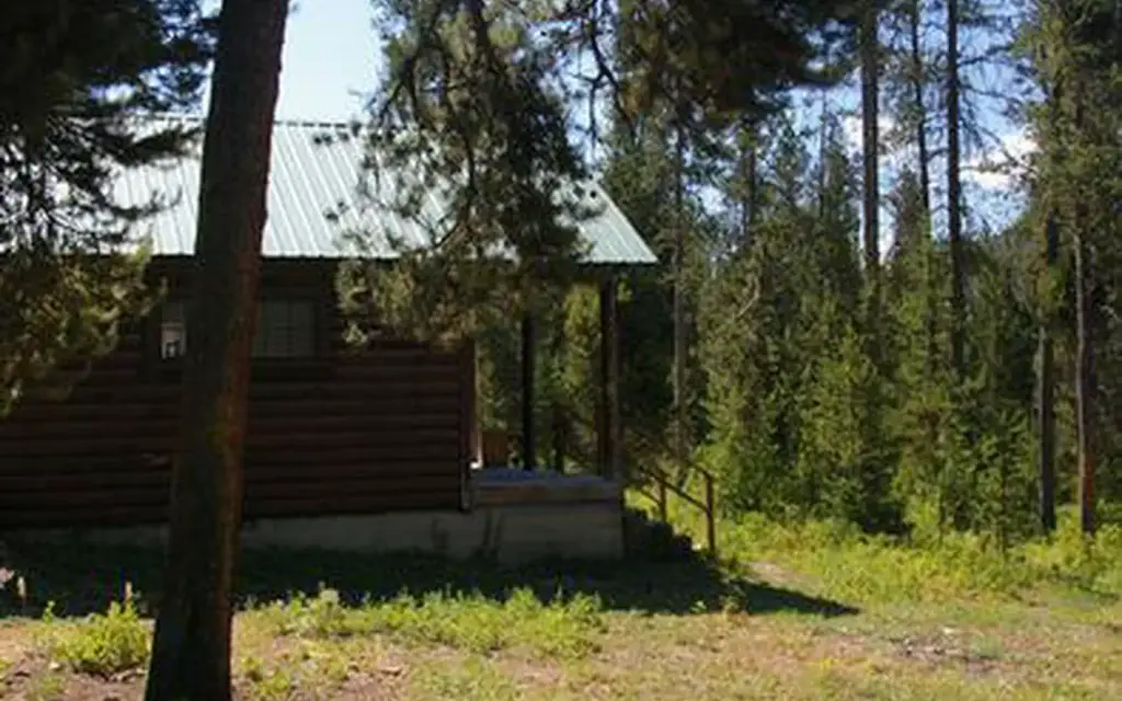 Deer Creek Cabin, a Forest Service cabin rental