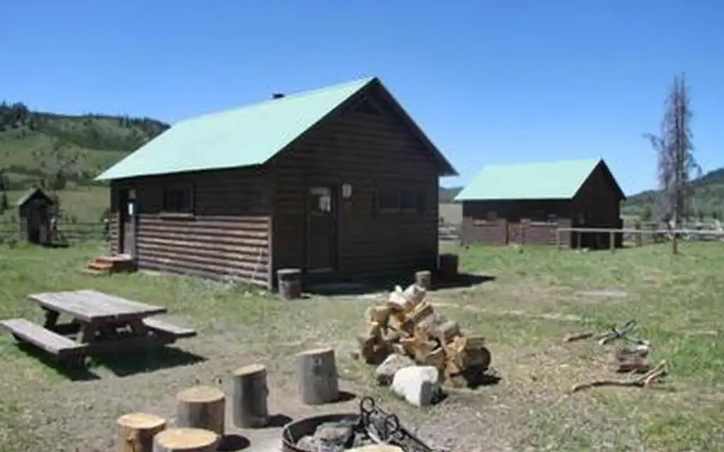 Cazier Cabin, a Forest Service cabin rental