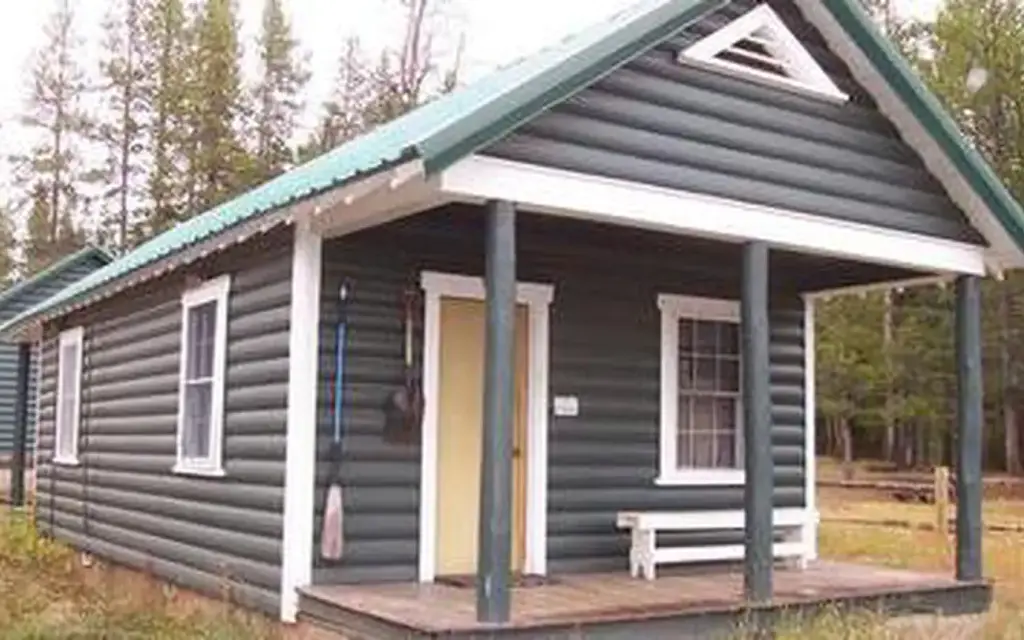 Kelley Guard Station, a Forest Service cabin rental