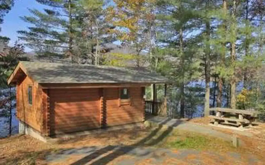 Cheoah Point Cabin 2, a Forest Service cabin rental