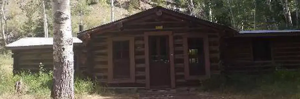 Dawson Cabin, a Forest Service cabin rental
