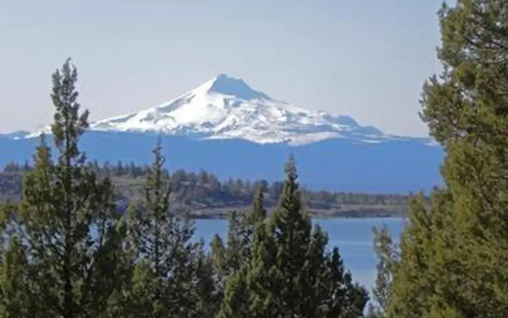 Haystack Campground (East Shore), a Forest Service campground