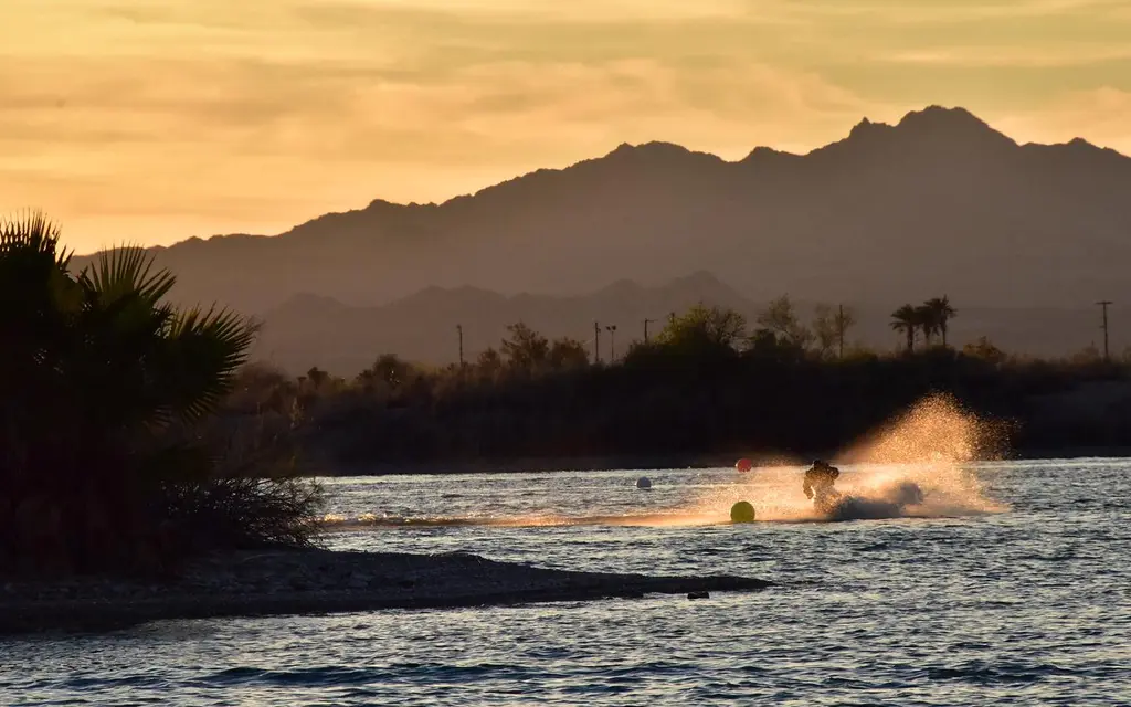 Lake Havasu Shoreline Sites, a BLM campground