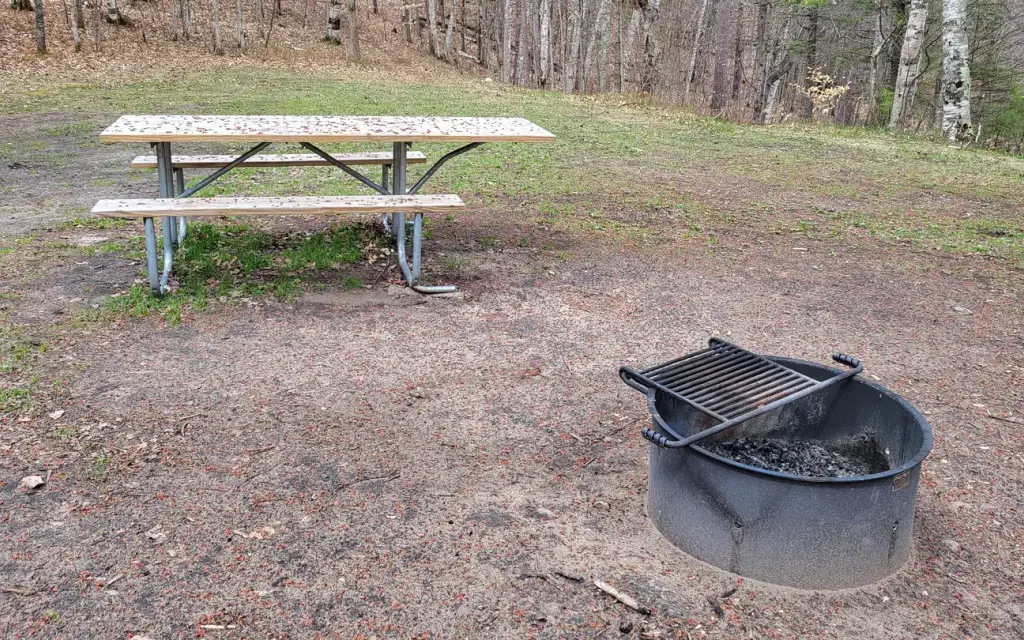 Carr Lake Campsite, a Forest Service campground