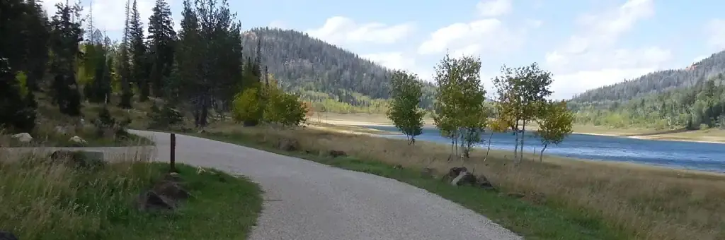 Navajo Lake Campground, a Forest Service campground