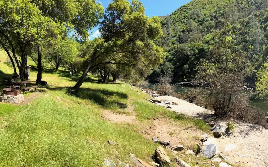 Willow Placer Campground, a BLM campground
