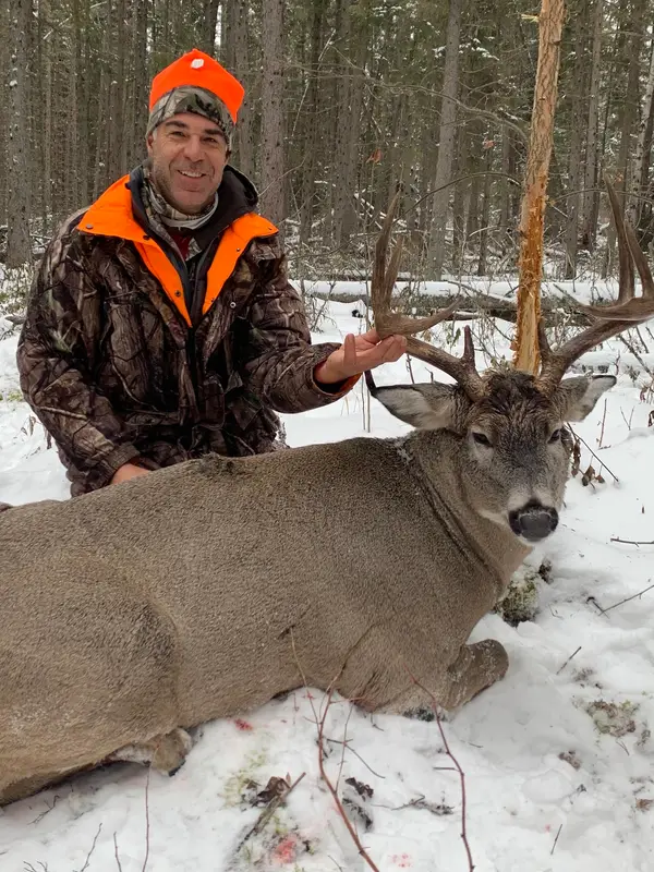 Canadian Whitetail Outfitters