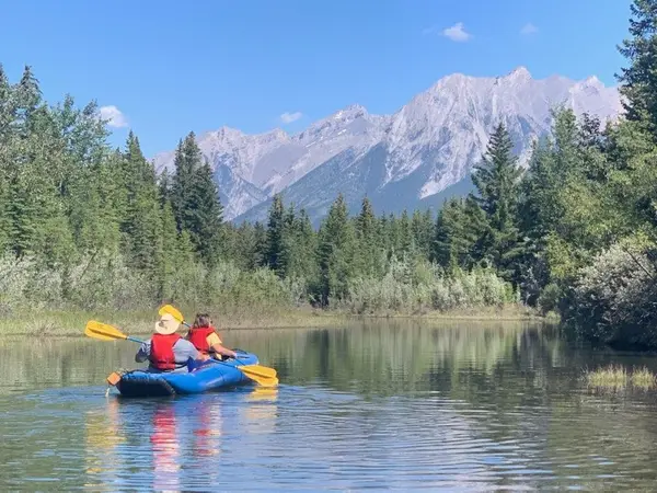 Canmore Canoe, photo 3