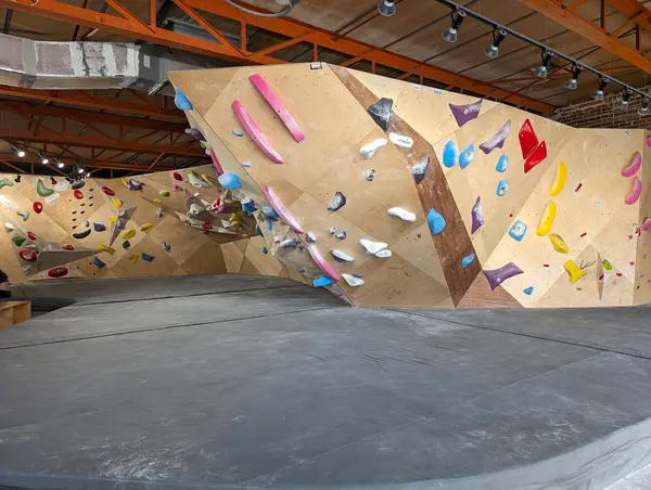 Capital Climbing