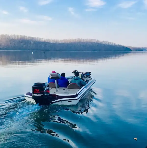 Catching Ozarks Fishing Guide, Lake Ozark, MO