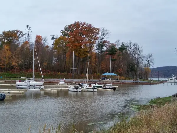 Champlain Bridge Marina Inc.