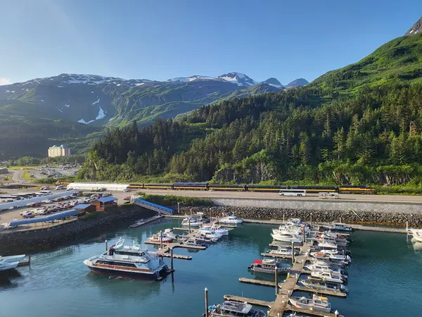 Cliffside Marina & Yacht Club