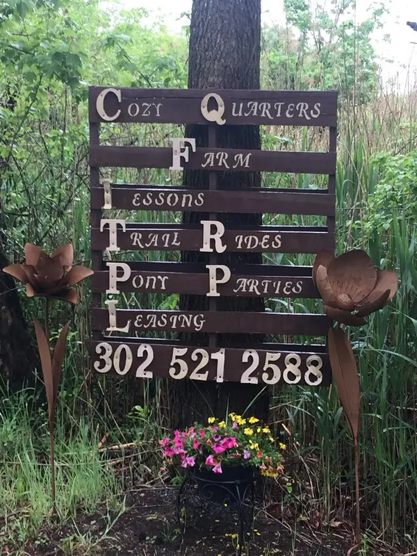 Cozy Quarters Farm
