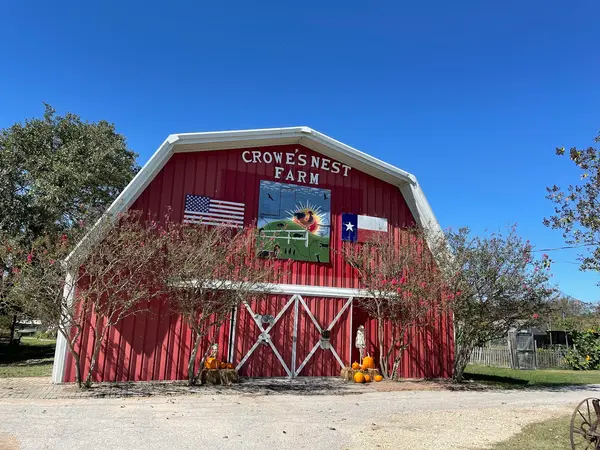 Crowes Nest Farm Inc, Manor, TX