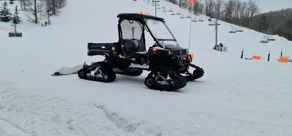 Crystal Center - Ski & Snowboard Tuning Center
