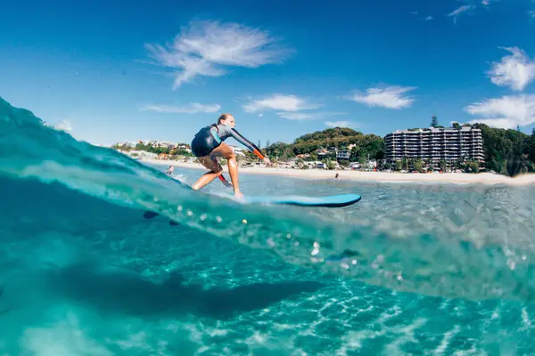 Currumbin Alley Surf School
