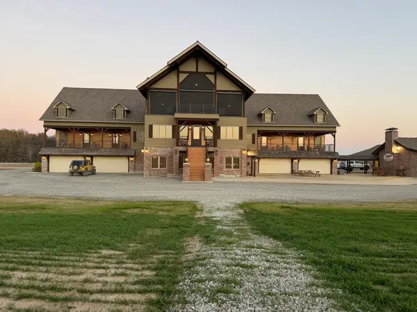 Daves Bayou Lodge & Outfitters