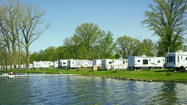 Davis Lakeside Campground