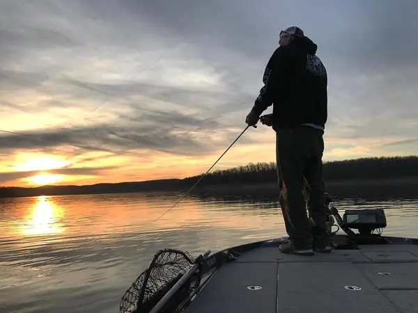 Del Colvin Fishing, Bull Shoals, AR