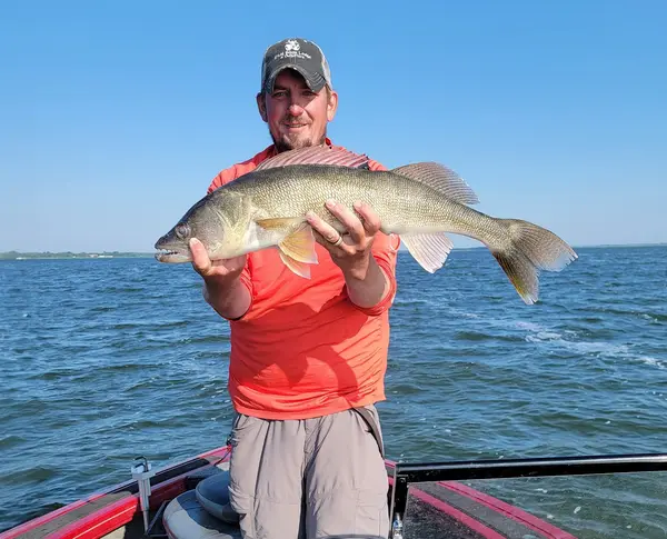 Devils Lake Fishing Guides, New Rockford, ND