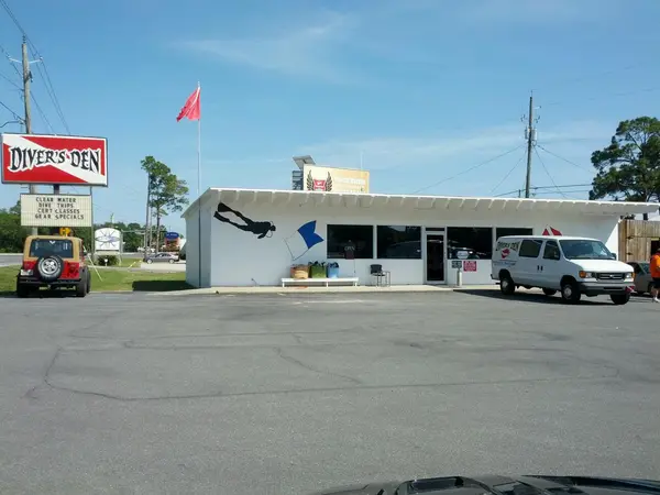 Diver's Den