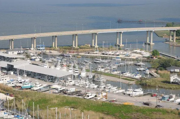 Dog River Marina & Boat Works