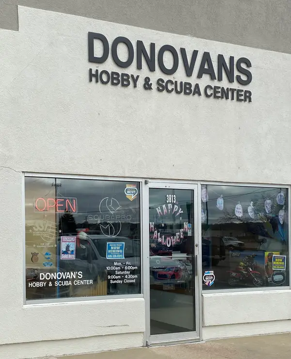 Donovan's Hobby & Scuba Center