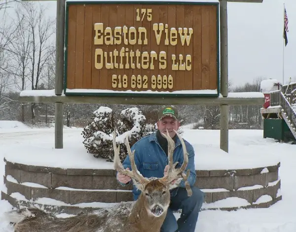 Easton View Outfitters