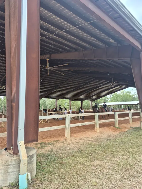 Edgebrook Equestrian Center, photo 3