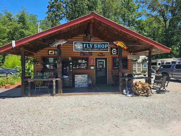 Flys and Guides, Lakeview, AR