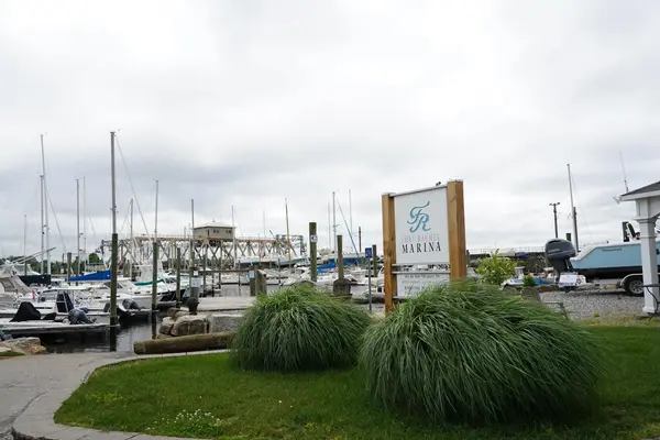 Fort Rachel Marina