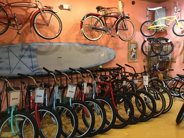 Frenchy's Outfitters, photo 1