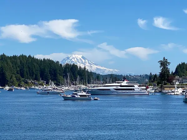 Gig Harbor Marina & Boatyard