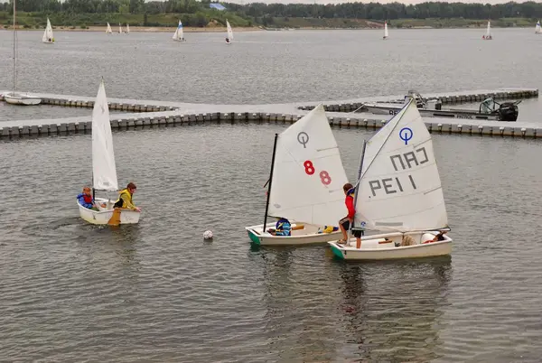Glenmore Sailing School
