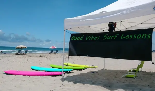 Good Vibes Surf Lesson, photo 4