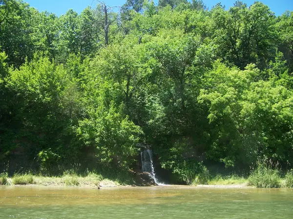 Graham Canoe Outfitters, Valentine, NE