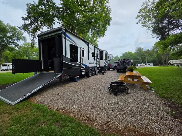Happy Trails RV Park