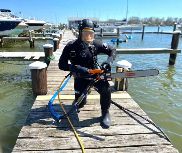 Harbor diving services