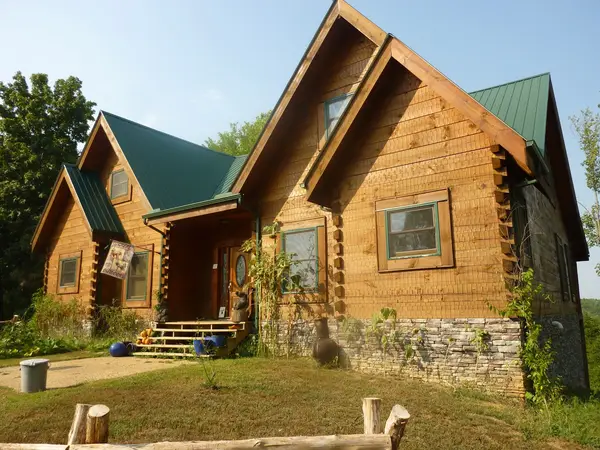 Hidden Cave Ranch Bed and Breakfast