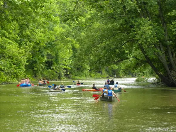 Hocking Hills Canoe Livery, Logan, OH