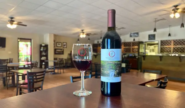 Hocking Hills Winery, Logan, OH