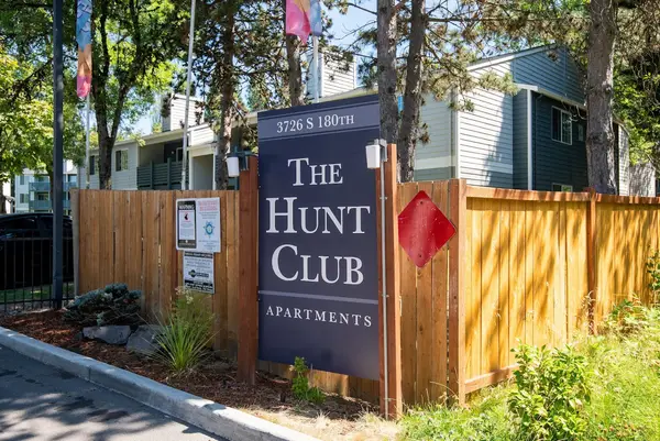 Hunt Club Apartments