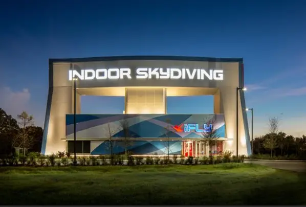 iFLY Indoor Skydiving - Tampa