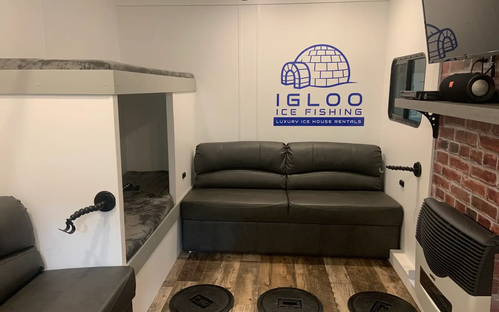 Igloo Ice Fishing