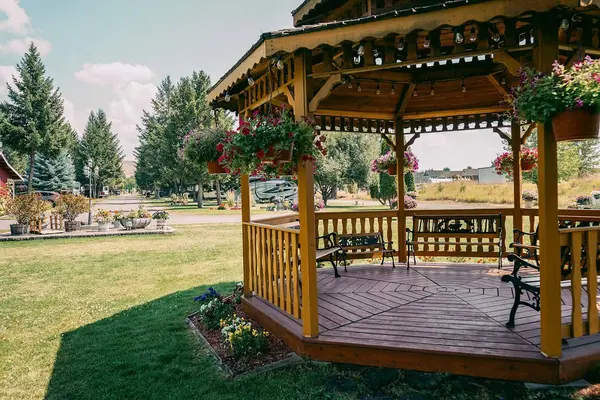 Jim & Mary's RV Park