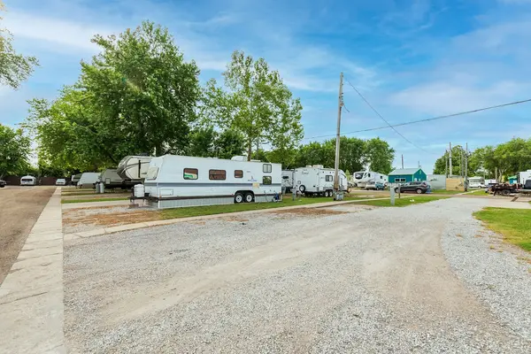 K and R RV Park